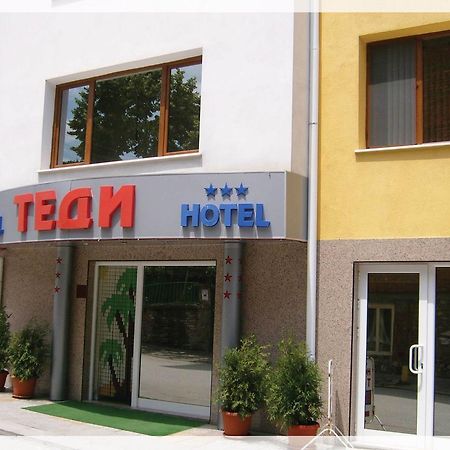 hotel TEDI Assenowgrad Exterior foto